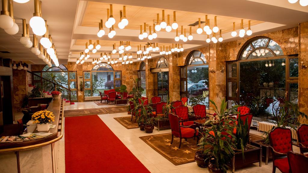 Hotel Grand Valjevo Kültér fotó