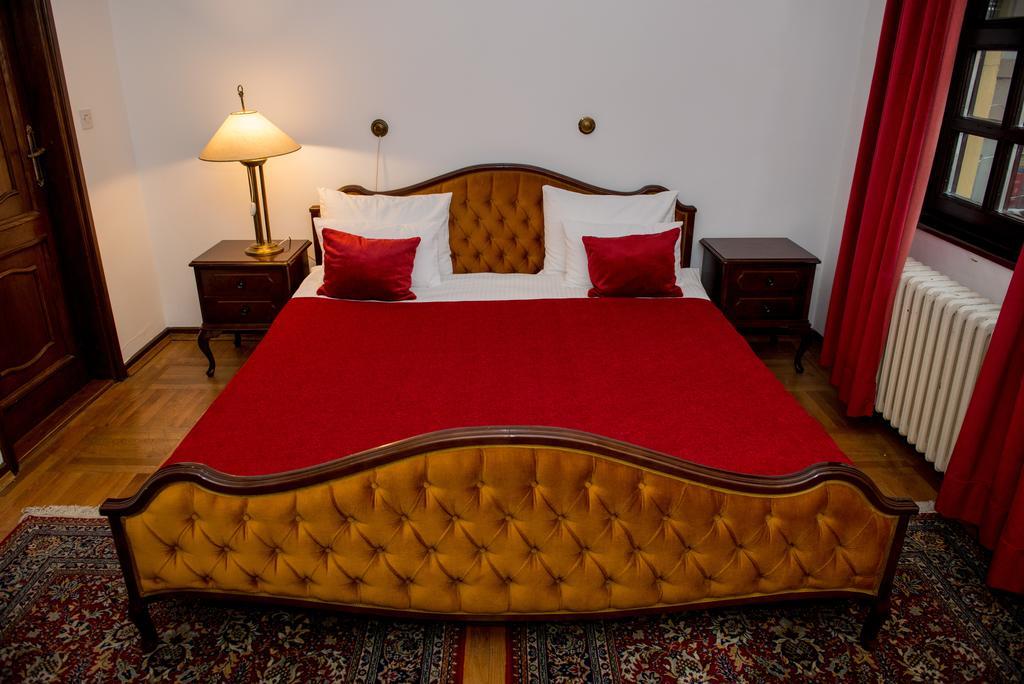 Hotel Grand Valjevo Kültér fotó