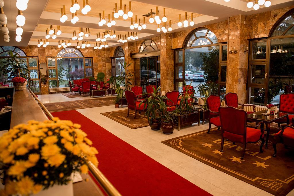 Hotel Grand Valjevo Kültér fotó