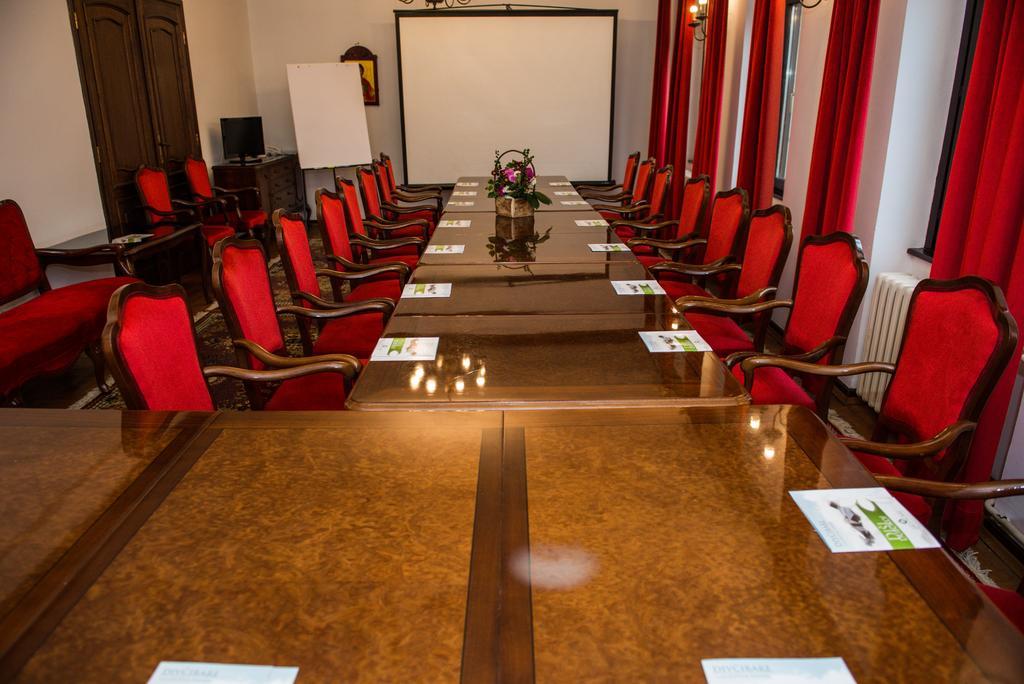 Hotel Grand Valjevo Kültér fotó