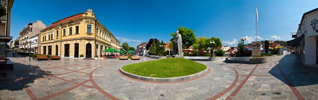 Hotel Grand Valjevo Kültér fotó